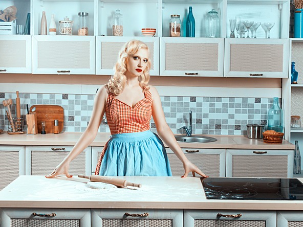 Female stereotype housewife_crop